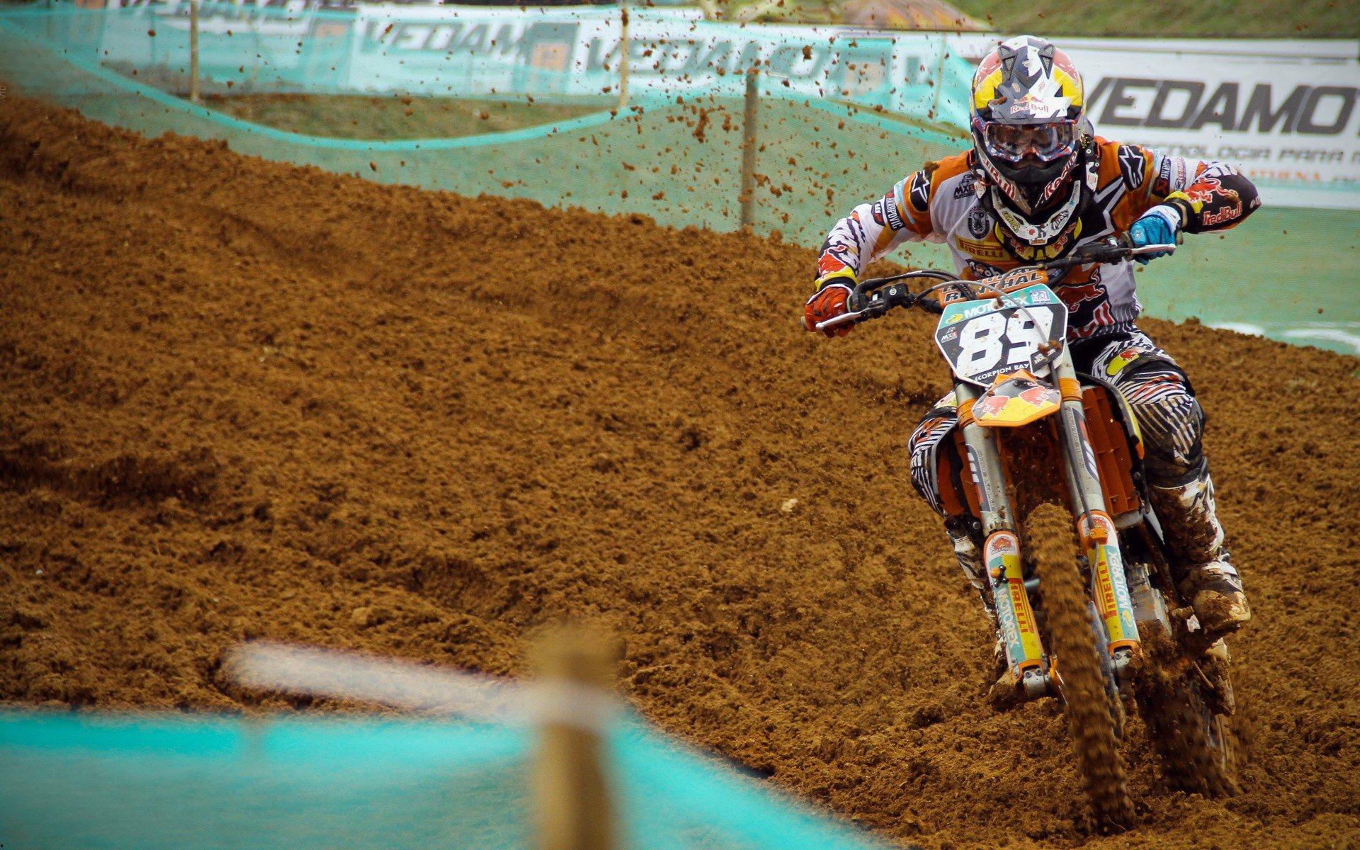 青岛男篮重磅引援，浙江后卫王奕博顶薪加盟，新赛季后场战力全面升级